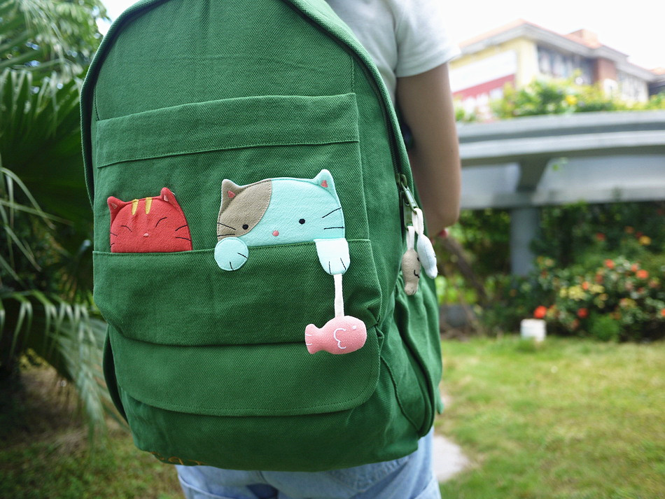 kinecat正品*可爱戏鱼猫咪纯棉布女士双肩背包男女学生书包010142