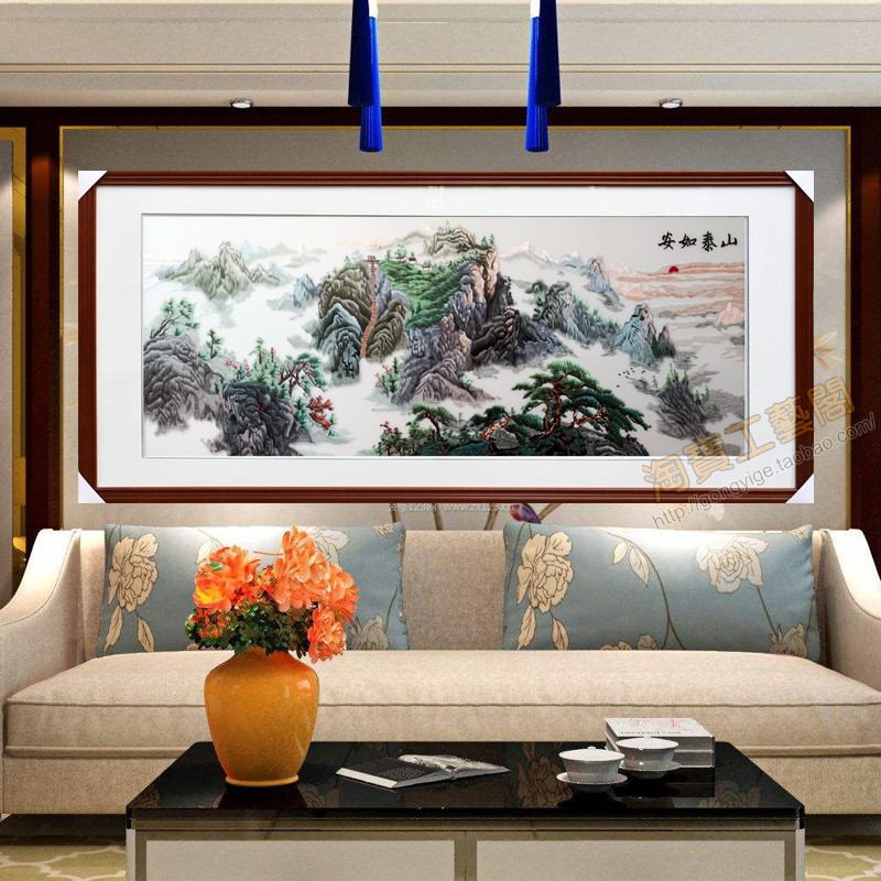 Real silk cloth An example of Taishan Su embroidered frame finished solid wood frame embroidery living room decoration hanging painting Taishan sunrise