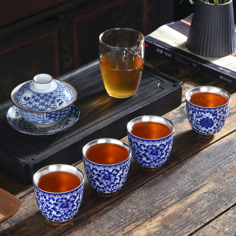 Antique blue and white porcelain tea cup, single CPU to use individual sample tea cup perfectly playable cup master cup ceramic kung fu tea set