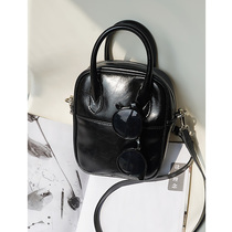 PANLULUPAN niche design retro wild mailman bag oil wax leather portable crossbody shoulder bag personality