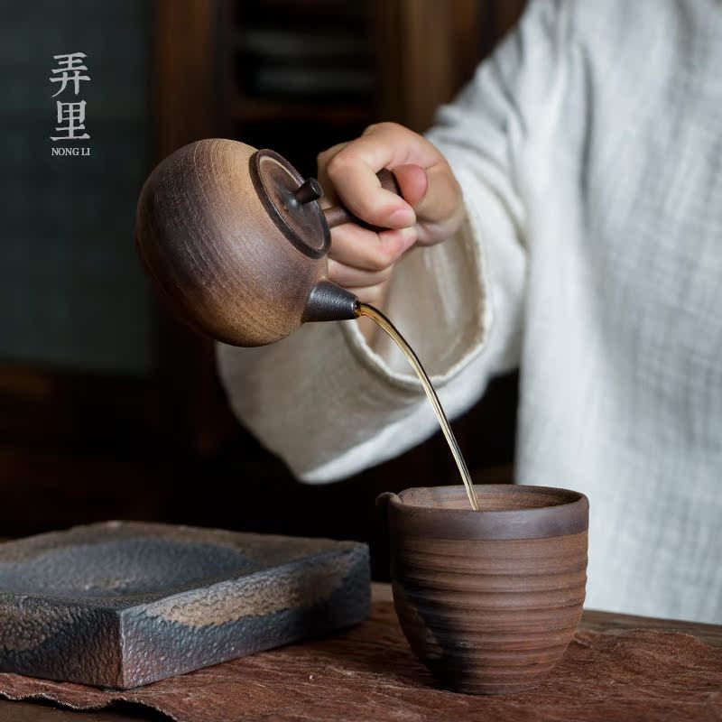 Firewood side pot of coarse pottery teapot Japanese kung fu tea set manual single pot of the original rock of ceramic up teapot restoring ancient ways