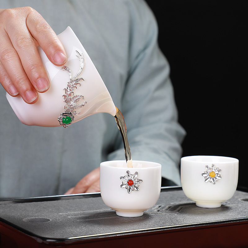 F the who contracted white porcelain kung fu tea set ceramic teapot teacup box of a complete set of creative household with silver