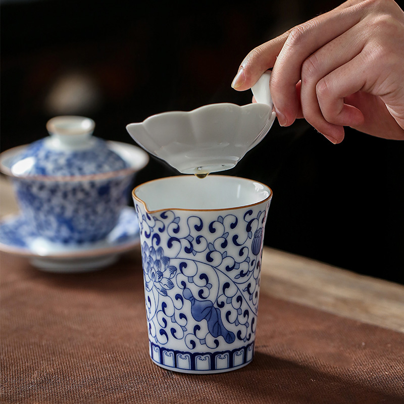 Jingdezhen sweet white hooks) filter filter white porcelain ceramic tea tea tea tea tea tea strainer every