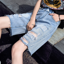 Five-point denim shorts womens high waist summer 2021 New thin 5-point hole wide legs straight Hong Kong flavor middle pants