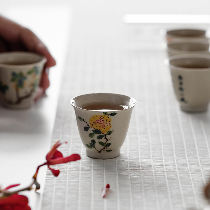 The Self - "appropriate content of jingdezhen sample tea cup hand - made ceramic mashup restoring ancient ways single cup small cups kunfu tea tea cups