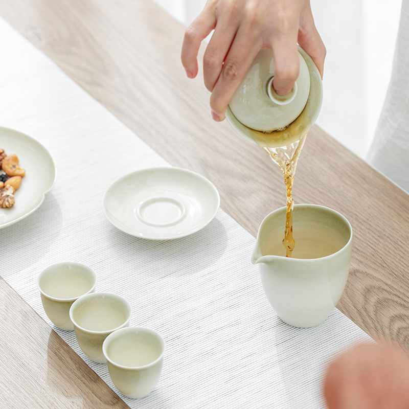 The Self - "appropriate plant ash content of jingdezhen ceramics by hand points fair keller of tea ware kung fu tea set Japanese sea. A cup of tea