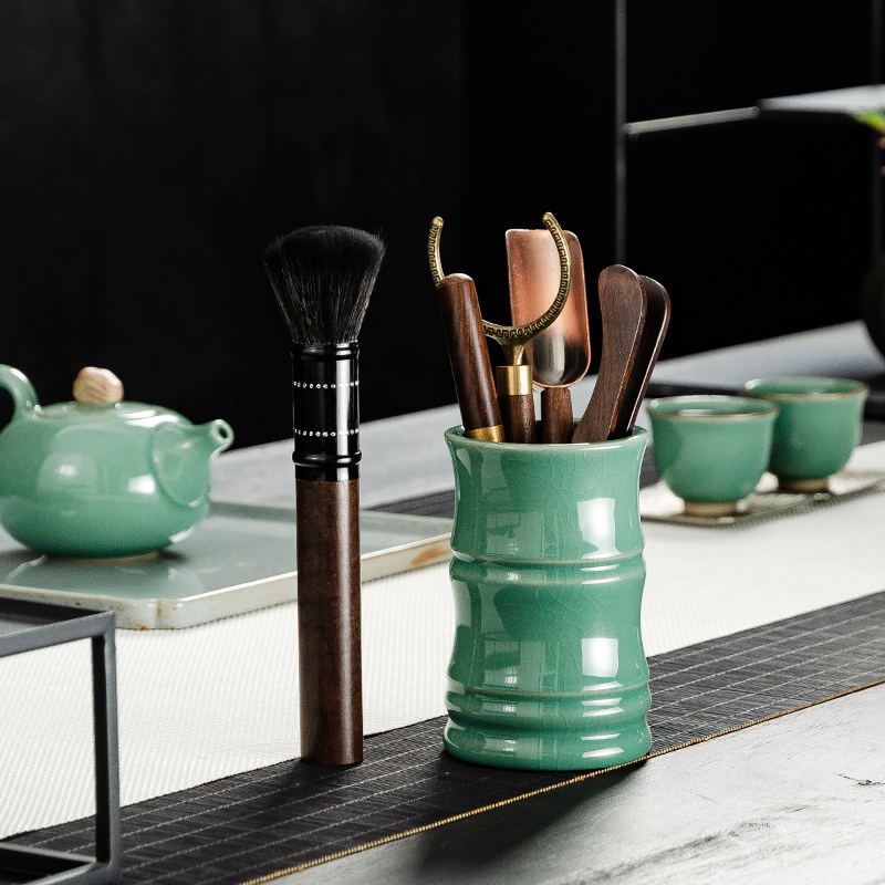 Brother NiuRen ceramic up tea six gentleman 's tea art kung fu tea accessories ebony ChaGa brush furnishing articles