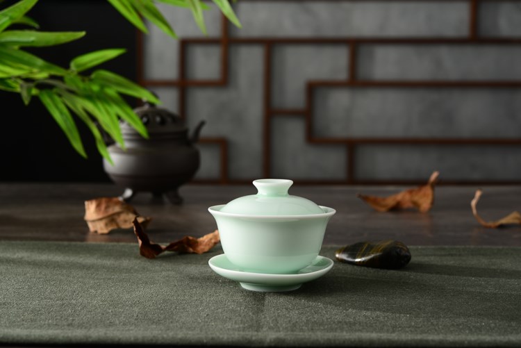 Back at tureen ceramic cups large single three white porcelain kung fu tea tea bowl violet arenaceous longquan celadon