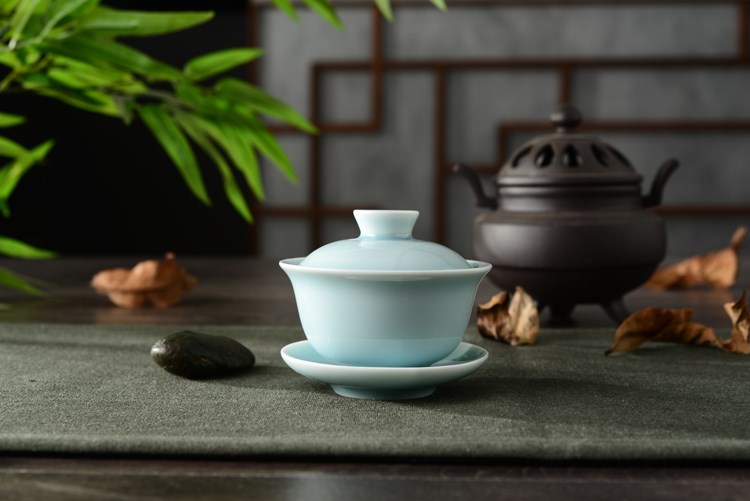 Back at tureen ceramic cups large single three white porcelain kung fu tea tea bowl violet arenaceous longquan celadon