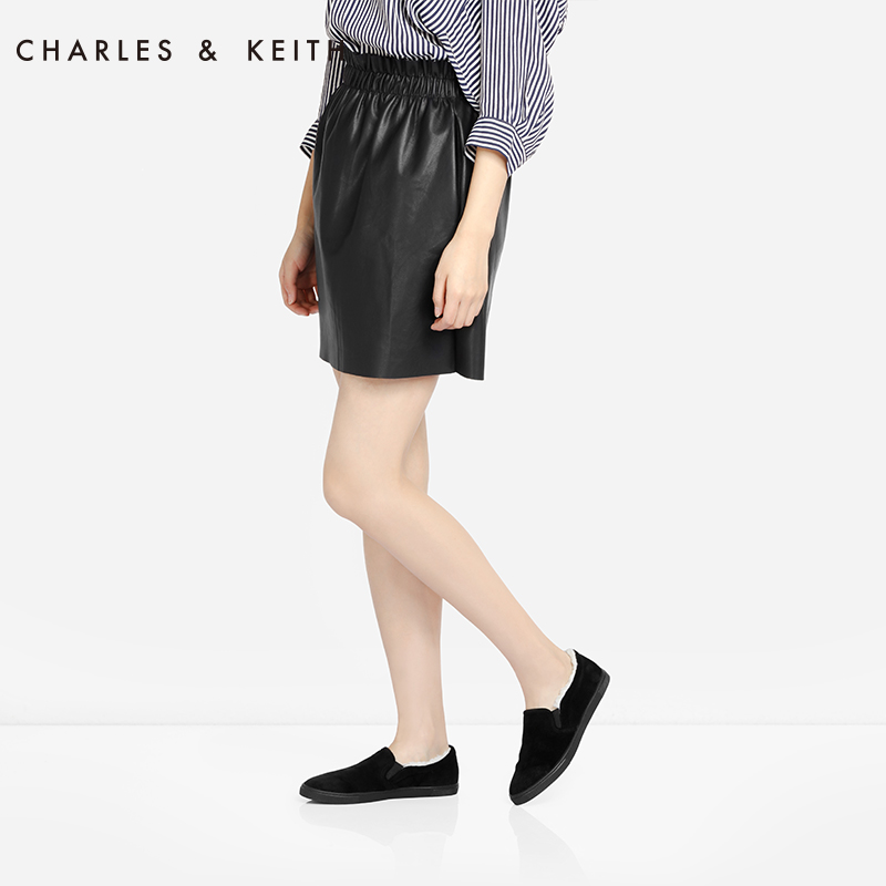 CHARLES&KEITH 平底鞋 CK1-70930022 女式平底鞋 豆豆鞋女 毛毛鞋产品展示图5