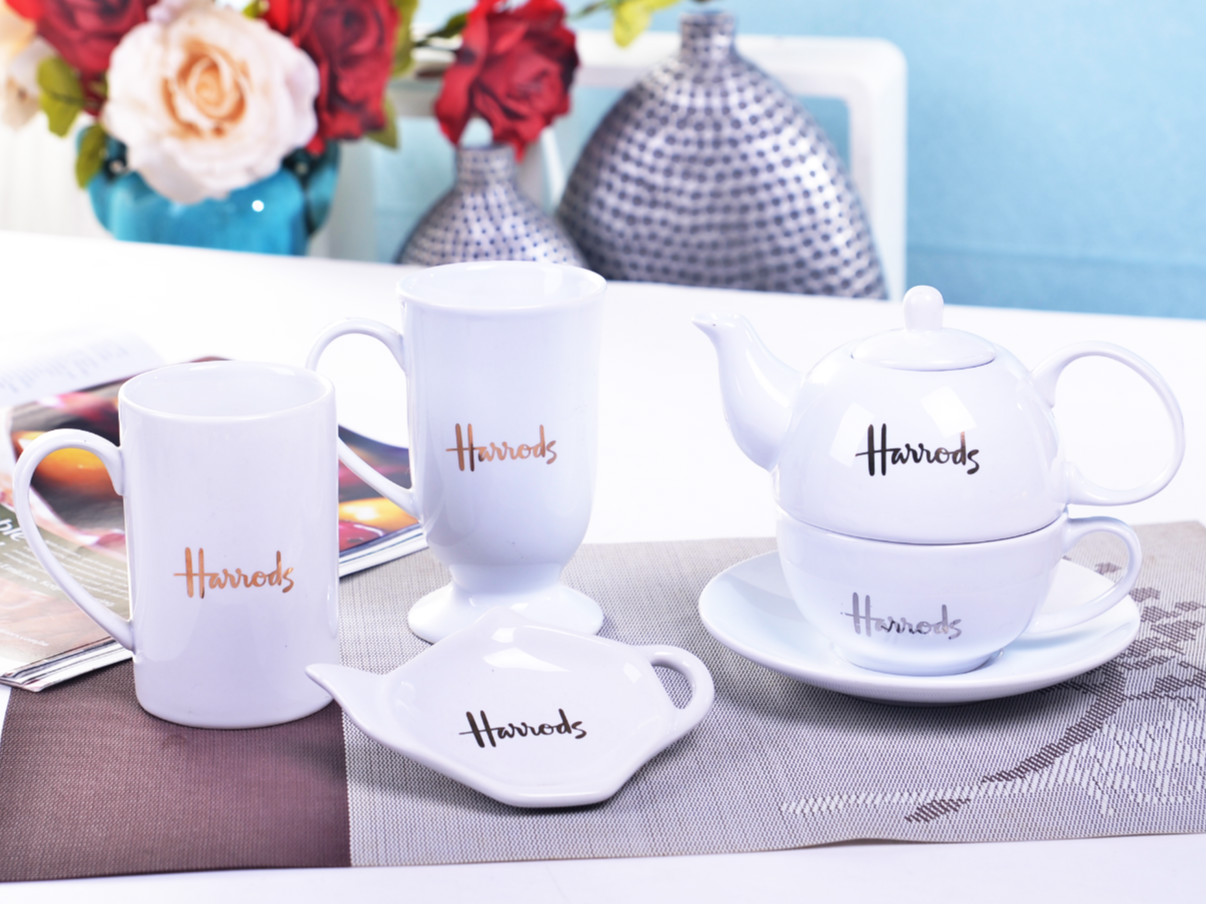 The harrods harrods ceramic cup mark cup couples cup teapot tea saucer west highland disc set