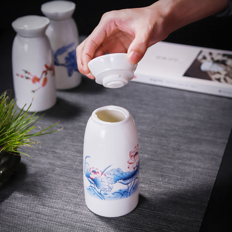To DE can rotate, the Japanese new brown jars of paste pot seal storage tank porcelain product promotion