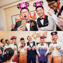 The game props stop the door to welcome the whole bridegroom Brothers group props block the door game grid hat imitating the coffee