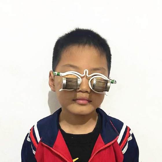 2.com Walnut moxibustion glasses frame new moxibustion device eye moxibustion box household eye smoke moxibustion box walnut shell moxibustion
2.com Walnut moxibustion glasses frame new moxibustion device eye moxibustion box household eye smoke moxibustion box walnut shell moxibustion