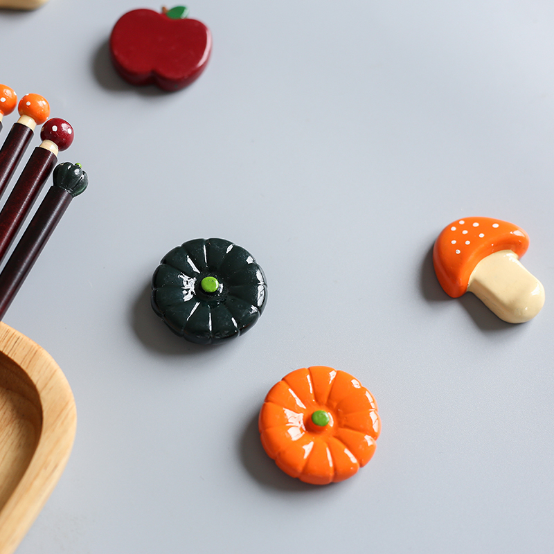 Northern wind ins home fruit chopsticks frame supporting creative lovely ceramic household chopsticks pillow chopsticks spoon holder