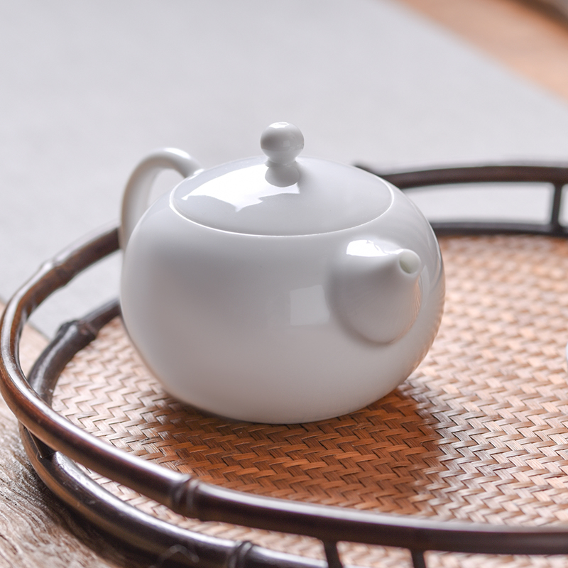 Jingdezhen flagship store ceramic teapot manual sweet white household contracted a single small capacity filter xi shi pot