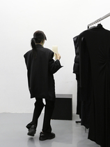 Beauty FUZZYKON autumn and winter heavy suit fabric Black wide shoulder width loose irregular