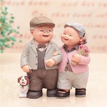 Creative send grandparents and grandparents to keep the ornaments Love to walk with each other New house wedding celebration old man and old woman birthday ornaments