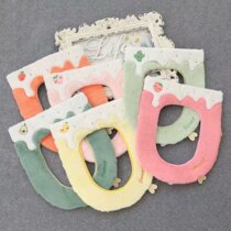 Small frescoed letters embroidered with multiple fruit toilet cushions thickened anti-slip toilet trap to sit the cushion is convenient and practical