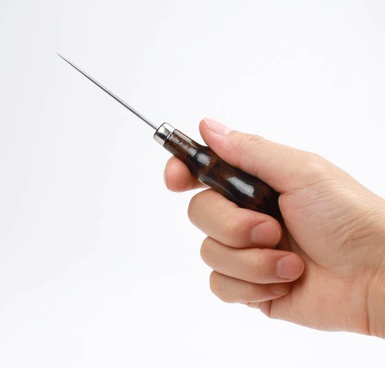 나무 가위, 천 조각, 플립 플롭 백, 코너 접힌 가장자리, 손으로 만든 신발, 눈을 뜨는 바늘과 실, 콘, 금속 조롱박, 나무 핸들 DIY 도구 나무 가위, 천 조각, 플립 플롭 백, 코너 접힌 가장자리, 손으로 만든 신발, 눈을 뜨는 바늘과 실, 콘, 금속 조롱박, 나무 핸들 DIY 도구