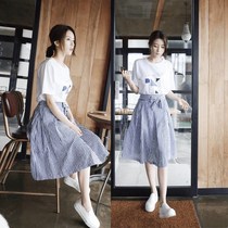 Light-colored large mid-length skirt College student literature and art loose spring and autumn skirt womens summer dress thin over-the-knee skirt hem