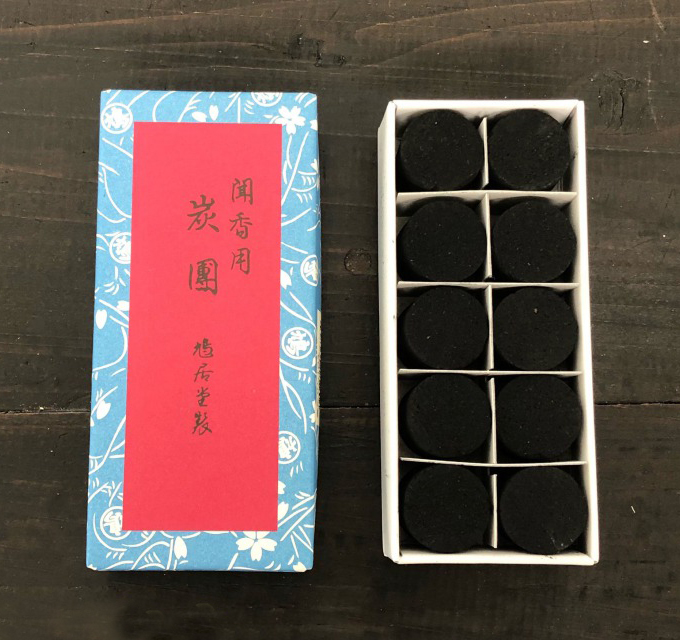 香炭/香道具『円柱型香炭団(こうたどん)【炭團/10個入】紙箱