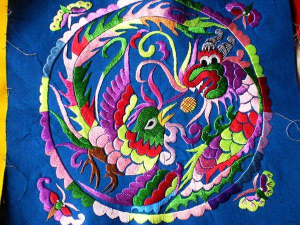 惊鸿之美——揭秘苗绣图案纹样