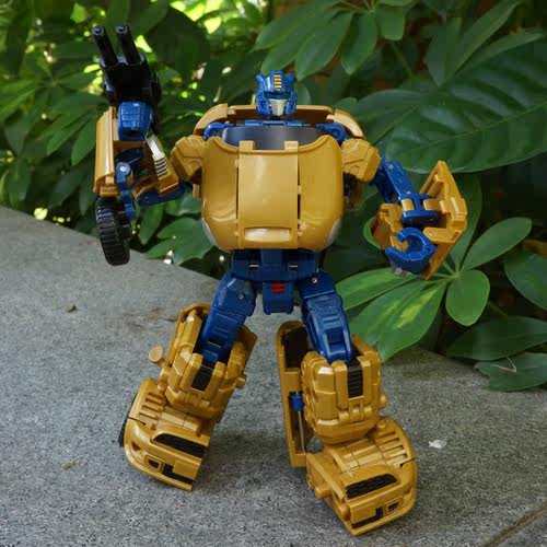 威将新品金飞虫金甲虫调节车队汽车人机器人模型变形玩具金刚_7折现价