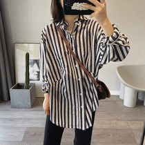 Early autumn new products irregular vertical stripes loose long-sleeved shirt womens Korean version all-match commuter lapel sunscreen shirt