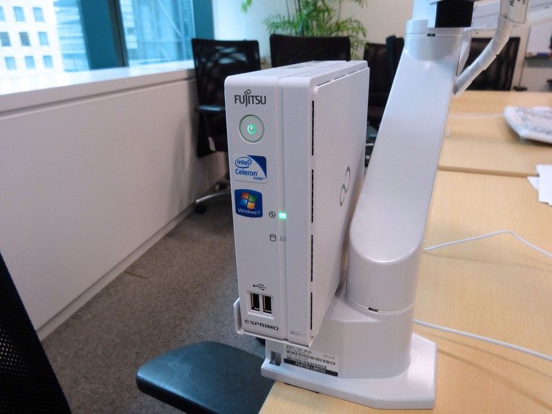 富士通迷你英特尔主机i5i7微型台式电脑工控机小型机客厅办公家用