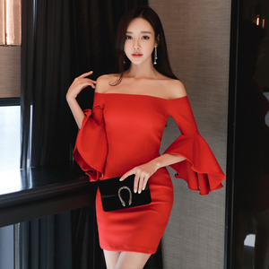 2020 new sexy off shoulder one line collar flared sleeve short skirt