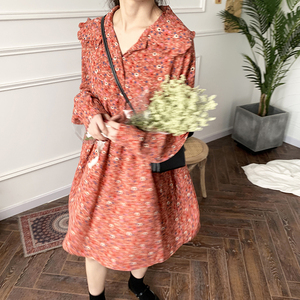 yesroom自制19春季韩版碎花大翻领淑女宽松收腰显瘦娃娃衫连衣裙