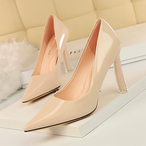 7716-1 han edition fashion show thin delicate high-heeled shoes with ultra-high with transparent paint light mouth point