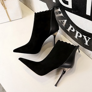 8663-7 European and American fashion contracted wind with ultra fine with thin nightclub sexy short boots suede pointed 