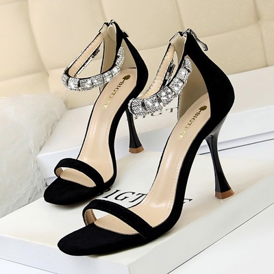 127-5 European and American wind banquet with suede peep-toe shoes glass with high square metal diamond one word with sa