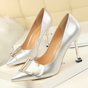 278-6 European and American wind professional women’s shoe heels with patent leather high heel lighter pointed metal bel