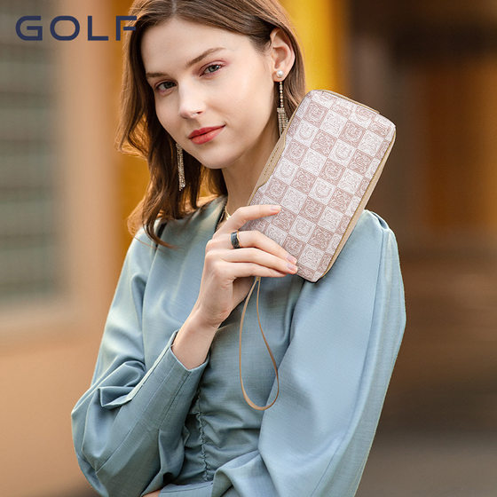 GOLF new fashion trend women's bag water-proof large capacity versatile plaid printing elegant classic women's handbag
GOLF new fashion trend women's bag water-proof large capacity versatile plaid printing elegant classic women's handbag