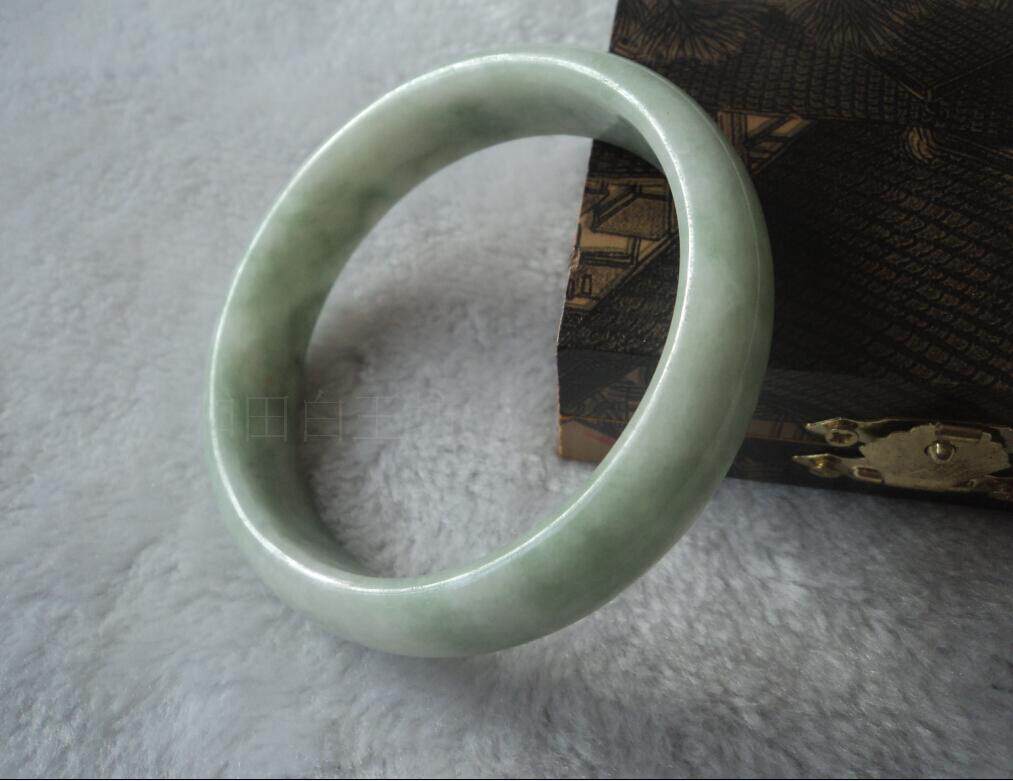 天然玉石贵州翠手镯 翠绿玉镯 飘花玉手镯 女款玉镯子 学生 包邮