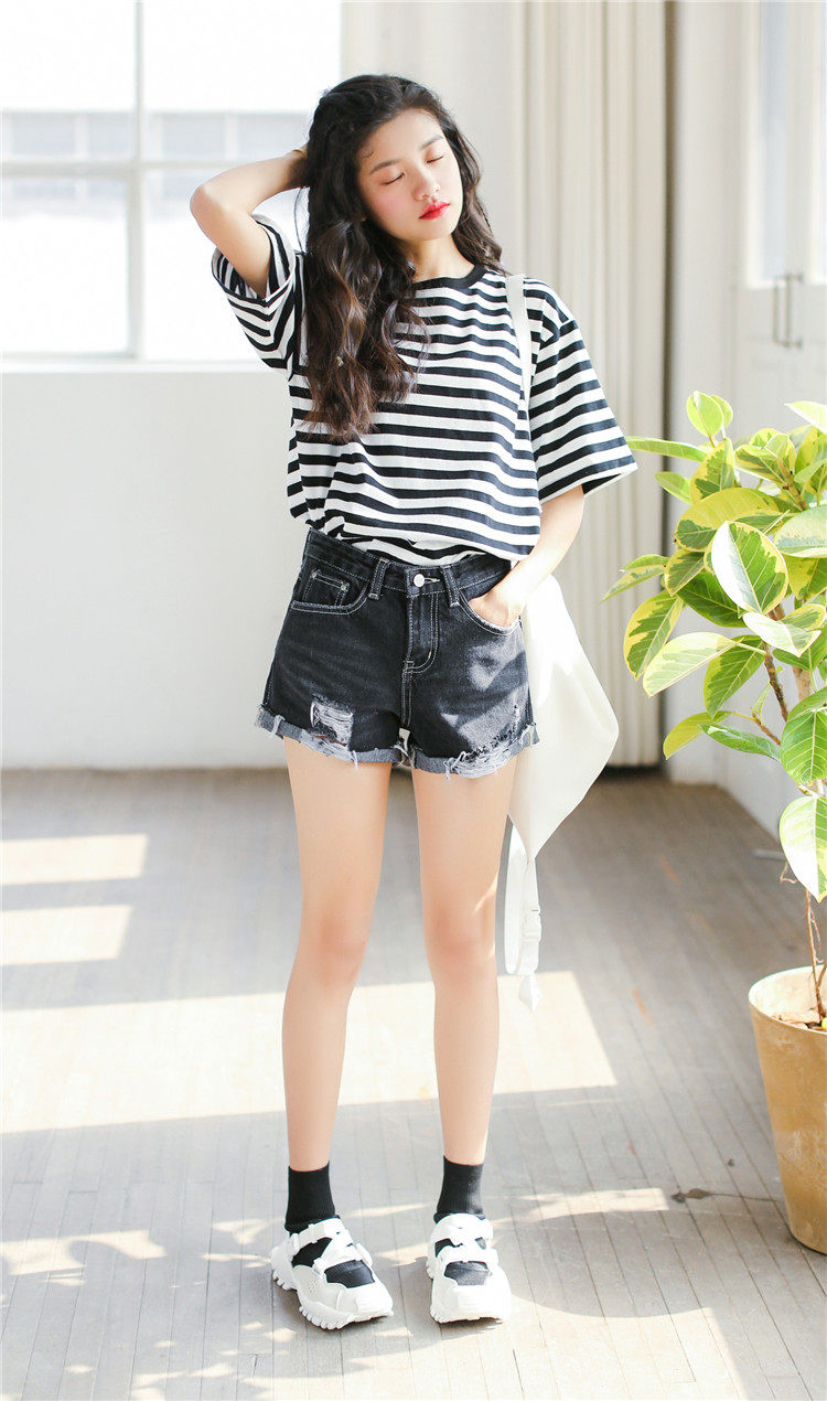 实拍新款 韩版黑色显瘦磨破卷边牛仔短裤女热裤 黑色 30