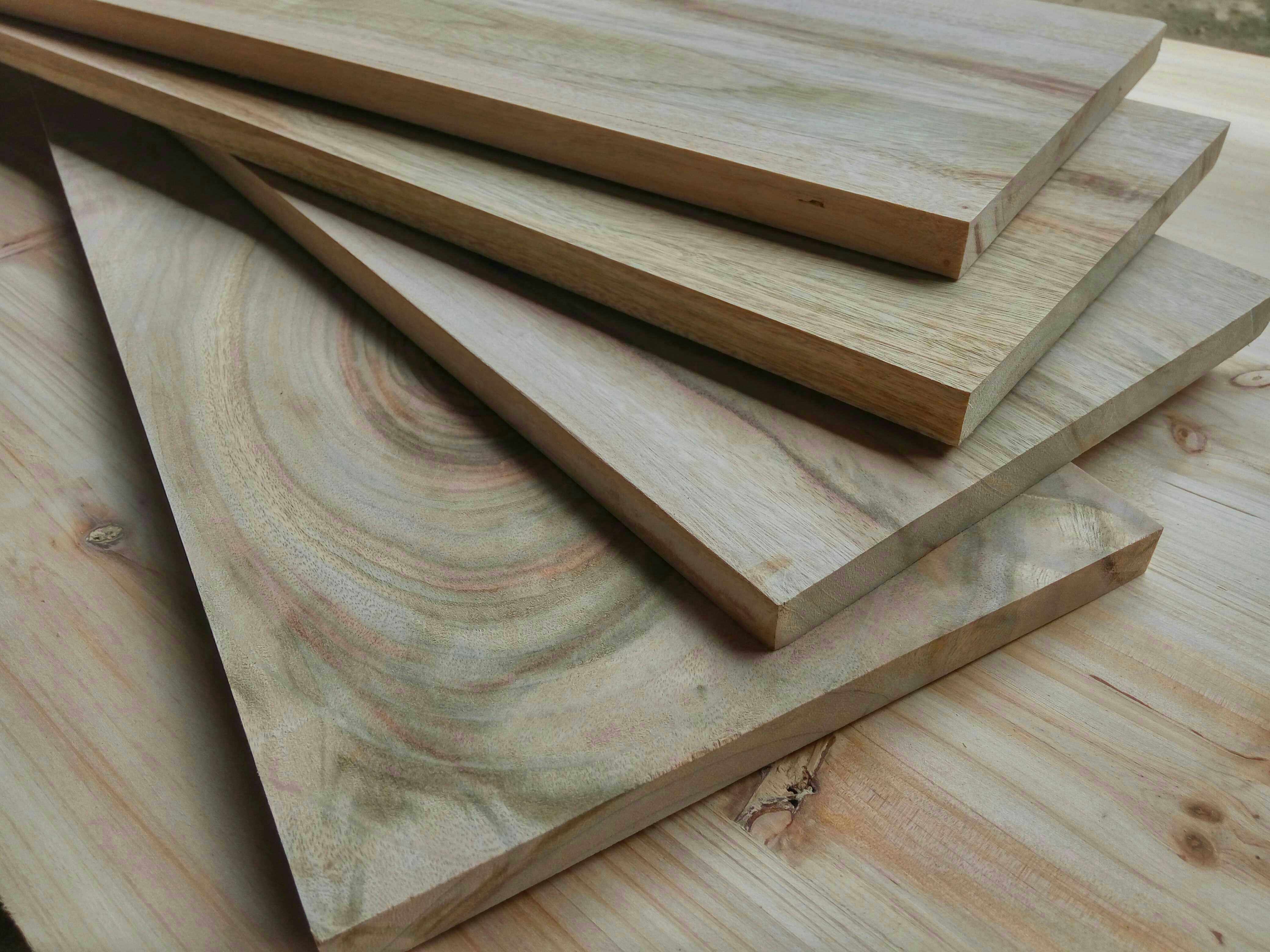 热卖diy木方料香樟木定制木条实木原木板材无甲醛整块雕刻板料