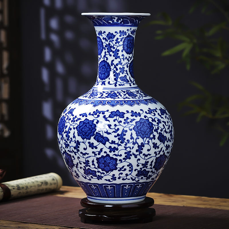 Jingdezhen ceramics new sitting room of Chinese style household furnishing articles antique blue and white porcelain vase rich ancient frame flower decorations