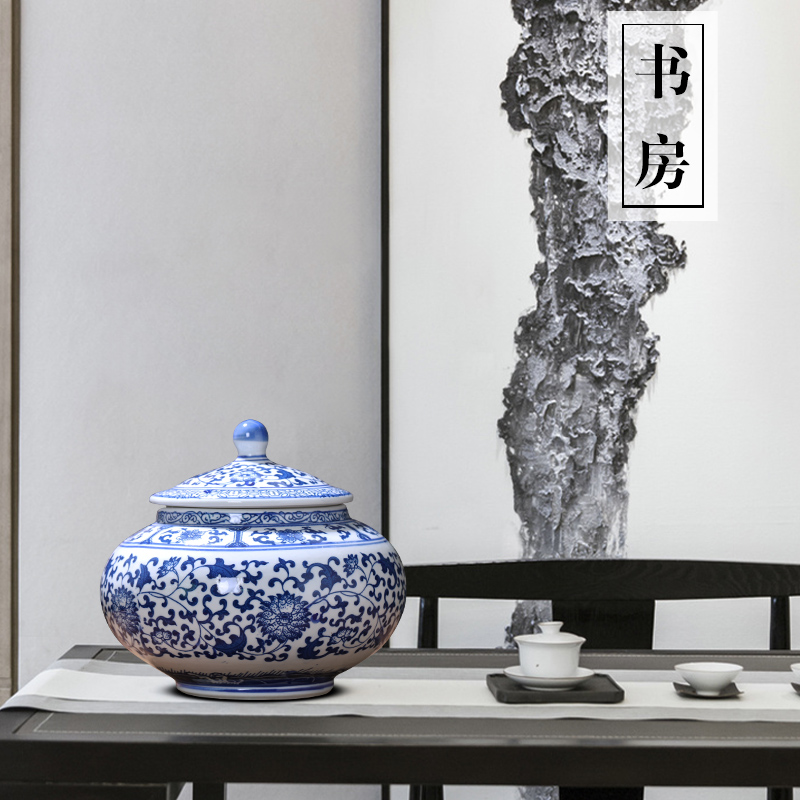 Son of jingdezhen ceramics POTS sealed storage tank with cover of blue and white porcelain tea pot of Chinese traditional medicine can household decorations