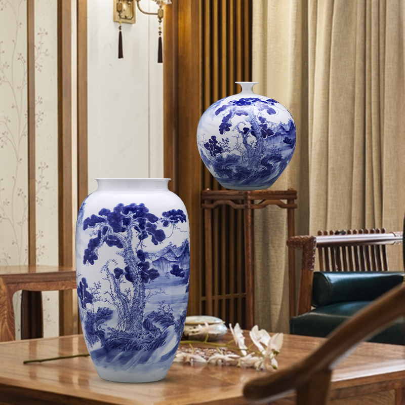 Jingdezhen ceramics hand - made landing large blue and white porcelain vase furnishing articles sitting room of Chinese style household decoration bottles