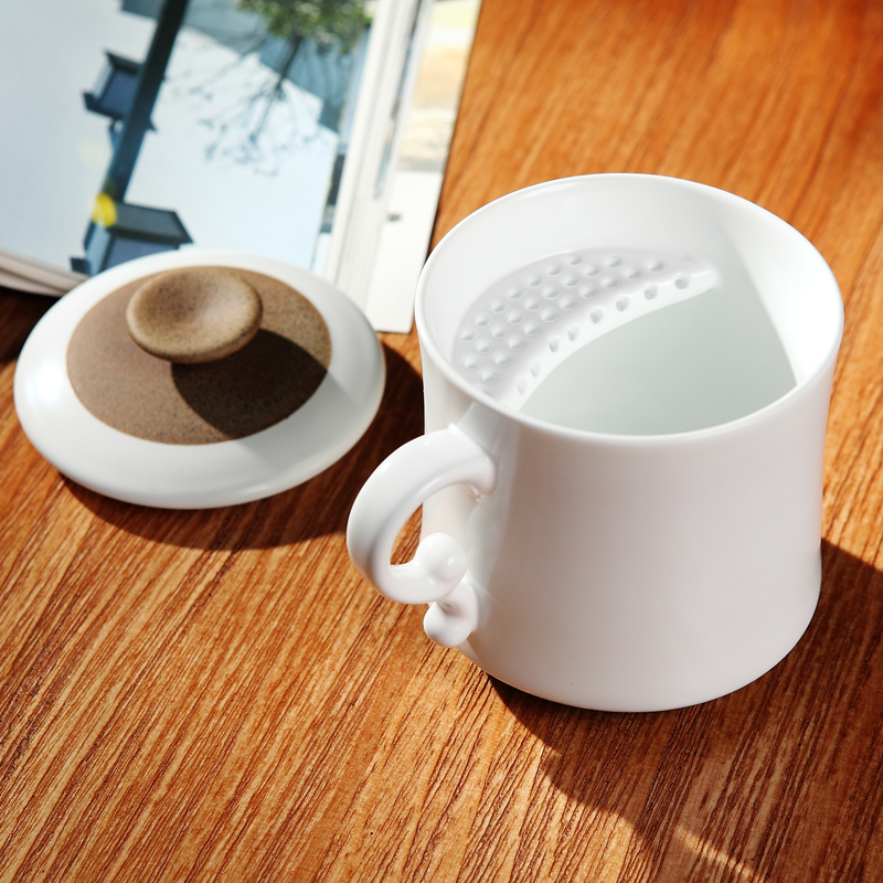 Jingdezhen hand - made of new ceramic cups with cover filter move woman with personal office water glass tea set