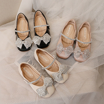 Childrens princess shoes girls leather shoes 2021 autumn new soft-soled pearl rhinestone bow dance shoes western style