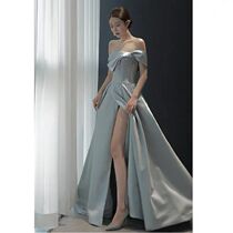 Light blue satin one-shoulder evening dress temperament bridal toast dress Party stage performance host dinner dress