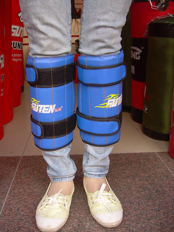 速騰可調電鍍鋼板沙腿*1-5公斤綁腿沙袋*隱形負重設備*跑步沙包