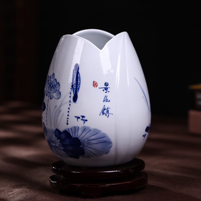 I and contracted household arts and crafts of jingdezhen ceramics hand - made lotus American pastoral flower vases, Chinese style