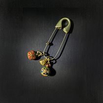 Golden beast mother red rope baby evil pin brooch pregnant woman newborn anti-shock pendant cute Joker