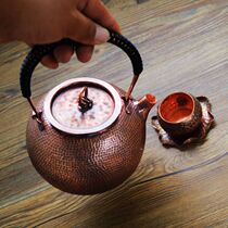 An antique piece of copper made of copper pot copper pot pure copper kettle copper kettle made of pure copper pot